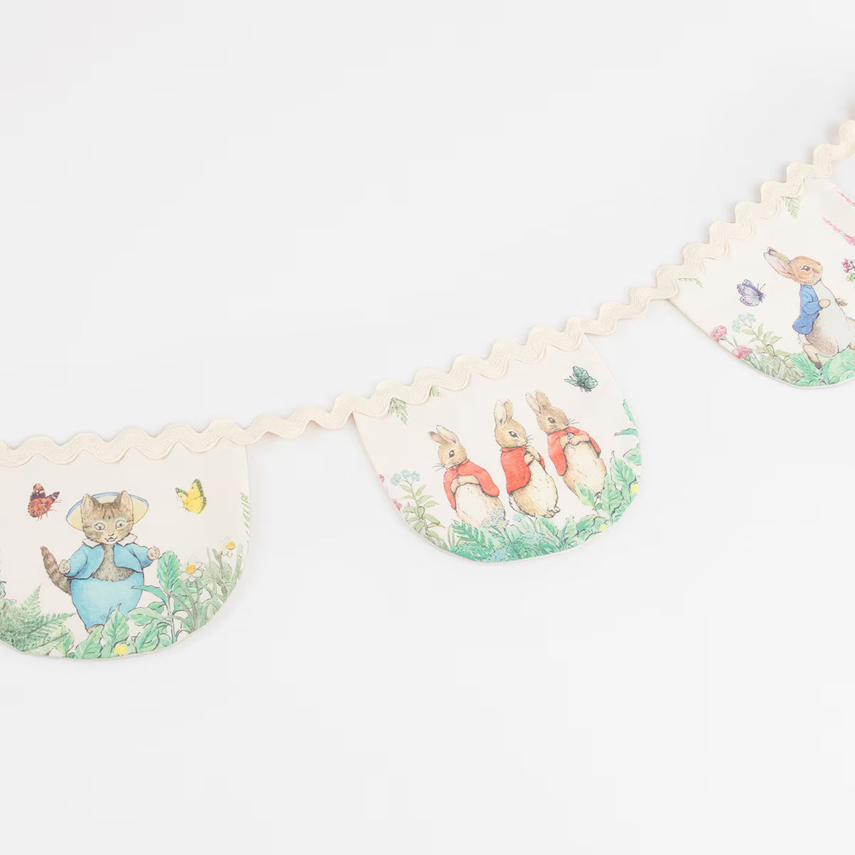 Peter Rabbitâ„?Fabric Garland