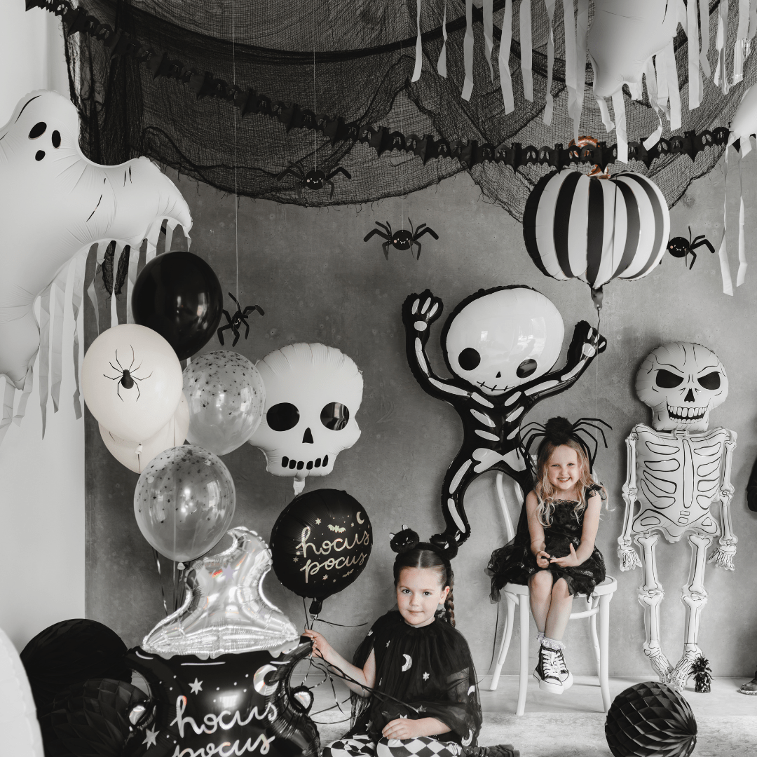 Skull Foil Balloon (16 inch)