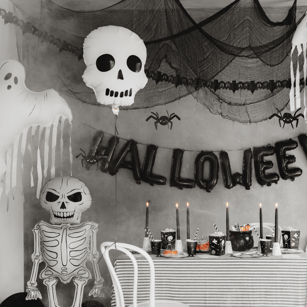 Skull Foil Balloon (16 inch)