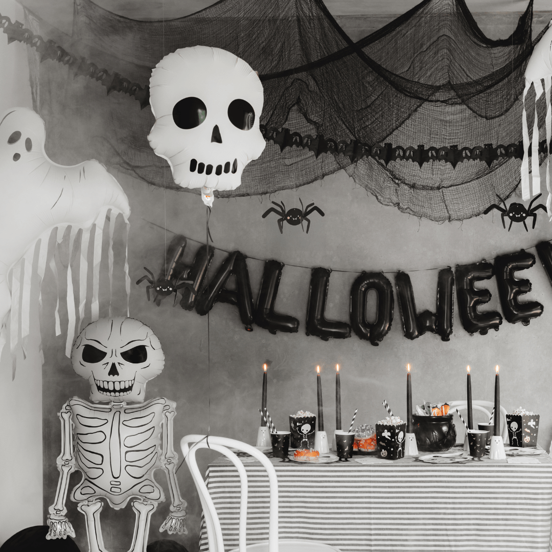 Skull Foil Balloon (16 inch)