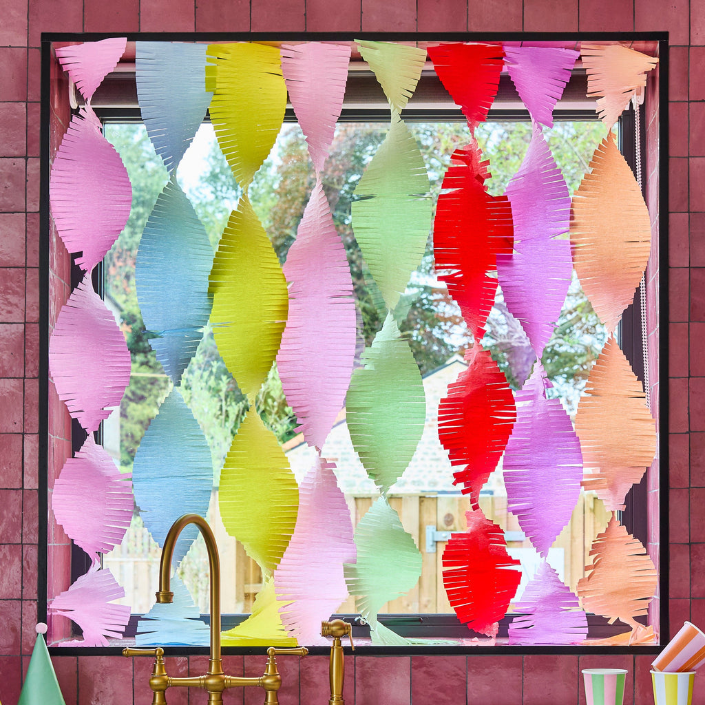 Colourful Crepe Streamer Set - Set of 8